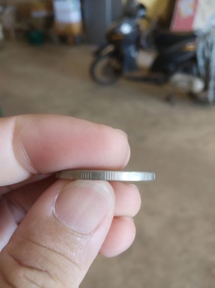 เหรียญกษาปณ์ที่ระลึก(เหรียญ10บาทสองสี100ปีสมเด็จพระศรีนครินทราบรมราชชนนี(ปี2543))เหรียญบุคคลสำคัญในวาระที่สำคัญ รูปที่ 12