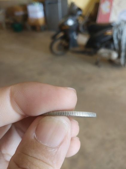 เหรียญกษาปณ์ที่ระลึก(เหรียญชนิดหนึ่งบาทสมเด็จพระบรมโอรสาธิราชทรงสำเร็จการศึกษาจากโรงเรียนเสนาธิการทหารบกปี2521)เหรียญสำคัญในวาระบุคคลสำคัญ รูปที่ 13