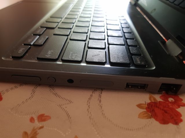 Notebook Asus จอทัชสกรีนพร้อมปากกาstylusในตัว รูปที่ 5