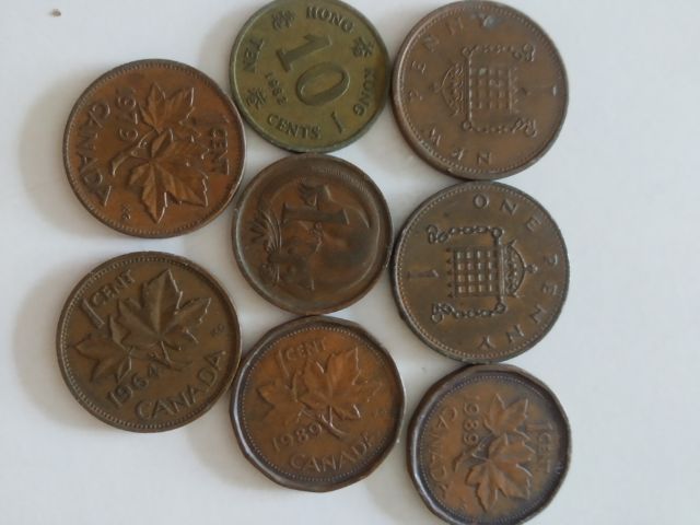 เหรียญเก่าที่ระลึก(เหรียญเก่าเพนนีหรือเหรียญปอนด์เหรียญสหราชอาณาจักรยุโรป(เรียนเก่าขายยกชุด)(ปอนด์)(เพนนี))เก็บสะสมหรือเอาไว้โชว์ รูปที่ 17