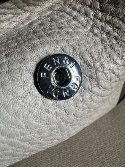 กระเป๋า Fendi สีสวย รูปที่ 18
