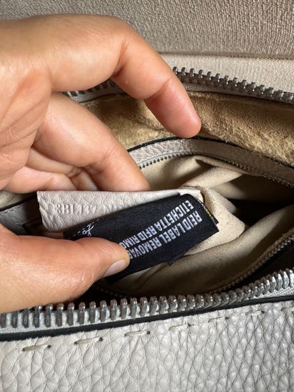 กระเป๋า Fendi สีสวย รูปที่ 15