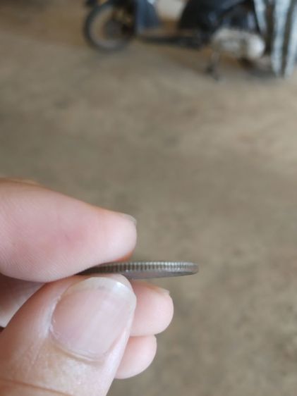 เหรียญดอลลาร์เก่า(เหรียญดอลลาร์เก่าอเมริกัน(จอร์จwashington)(USA liberty)หายากในระดับหนึ่ง(ปีคริสตศักราช 1981))สำหรับเก็บสะสมหรือเอาไว้โชว์ รูปที่ 16