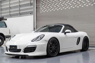 Porsche Boxster (981) ปี 2013 สีขาว  Full option เบาะไฟฟ้า 14 ways หลังคาสีดำเปิดประทุน