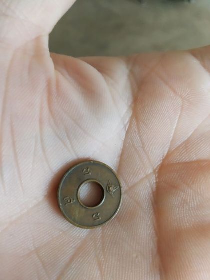 เหรียญกษาปณ์เก่าประเทศไทย(เหรียญรูหรือเหรียญหยอดตู้โทรศัพท์สาธารณะ(หายากในระดับหนึ่ง)(ปีพุทธศักราช2515))สำหรับนักเก็บสะสมและชอบเหรียญเก่า รูปที่ 6