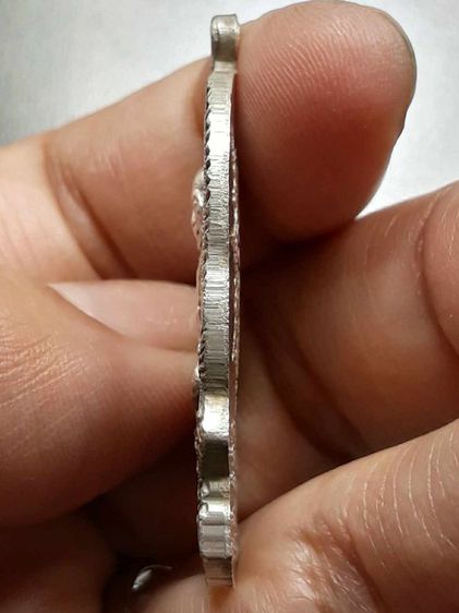  เหรียญนั่งพานหลวงปู่ทิม วัดละหารไร่ รูปที่ 4