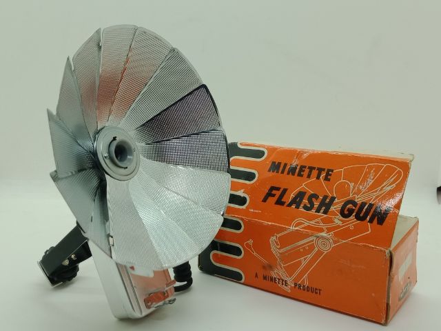 MINETTE flash gun สภาพใหม่  ของเก่าเก็บ   รูปที่ 6