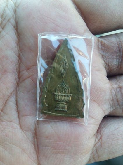 เหรียญพระพุทธชินราช วัดจันทร์ประดิษฐารามพิมพ์ใบพุทรา เนื้อทองแดงกะหลั่ยทอง ปี2519 หลวงปู่โต๊ะปลุกเสก
สภาพสวยเดิมๆผิวหิ้งแห้ง เจ้าของเก็บสะสม รูปที่ 14