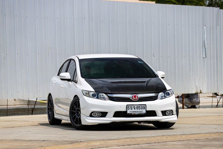 Honda Civic 2012 1.8 E i-VTEC Sedan เบนซิน ไม่ติดแก๊ส เกียร์อัตโนมัติ ขาว รูปที่ 2