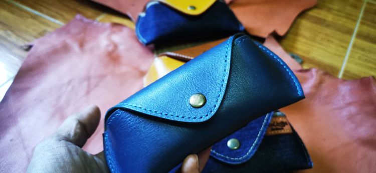 กล่องแว่นคาดเอว​หนังแท้Handmade รูปที่ 3