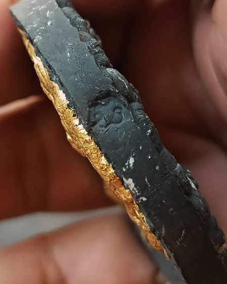 องค์พ่อจตุคามรามเทพ เนื้อดำปิดทอง รุ่นตามรอยพ่อ ไหว้ครูวัดคอหงษ์ 2550 โค้ดกรรมการ+เลข 03445 ขนาด 5.5 ซ.ม. แถมตลับใส่พร้อมใช้ รูปที่ 4