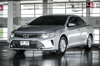TOYOTA CAMRY 2.0G AT เทา 2016 