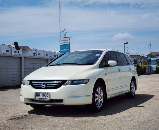 Honda Odyssey 2005 2.4 EL Sedan เบนซิน ไม่ติดแก๊ส เกียร์อัตโนมัติ ขาว