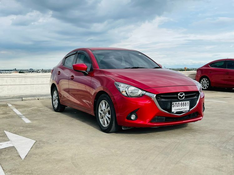 Mazda Mazda 2 2016 1.3 High Connect Sedan เบนซิน ไม่ติดแก๊ส เกียร์อัตโนมัติ แดง รูปที่ 2