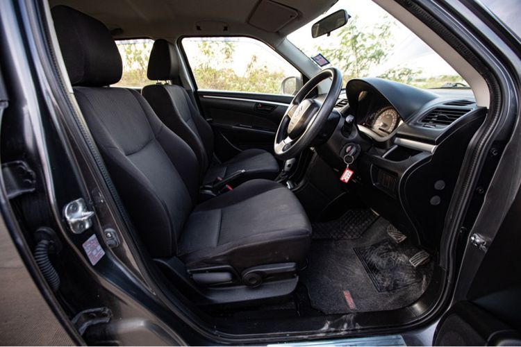 Suzuki Swift 2014 Sedan เบนซิน ไม่ติดแก๊ส เกียร์อัตโนมัติ เทา รูปที่ 4