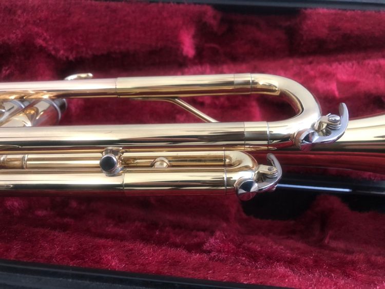 Yamaha Bb Trumpet ทรัมเป็ตยามาฮ่า รุ่น YTR-2321 ของแท้  รูปที่ 9