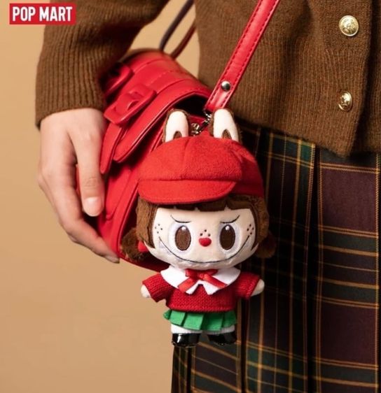 POP MART The Monsters Christmas Plush  รูปที่ 3