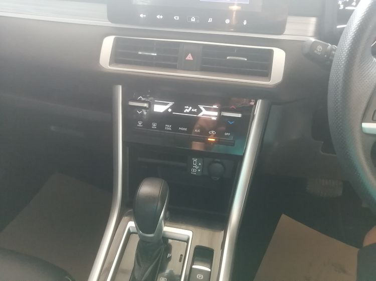 Mitsubishi Xpander 2022 1.5 GLS LTD Utility-car เบนซิน ไม่ติดแก๊ส เกียร์อัตโนมัติ เทา รูปที่ 4