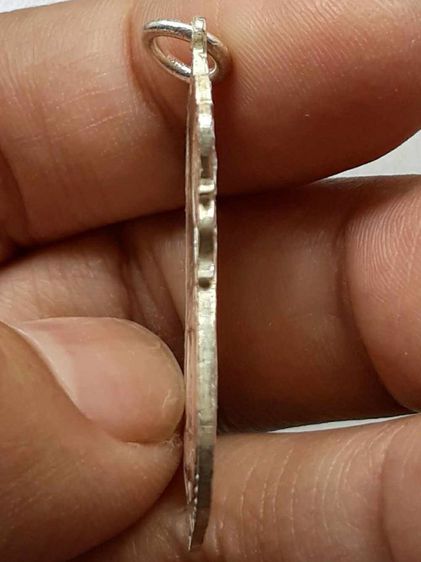 เหรียญหลวงปู่เอี่ยม วัดหนัง ยันต์สี่ กะไหล่เงิน รูปที่ 3