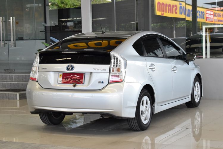 Toyota Prius 2012 1.8 Hybrid Sedan ไฮบริด ไม่ติดแก๊ส เกียร์อัตโนมัติ บรอนซ์เงิน รูปที่ 2