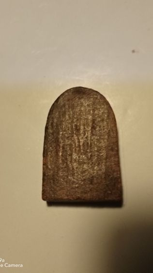 พระ​กำแพง​ซุ้ม​กอ​กรุฤาษีเนื้อดิน​ กำแพง​เพชร​ รูปที่ 2