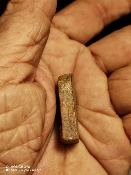 พระ​กำแพง​ซุ้ม​กอ​กรุฤาษีเนื้อดิน​ กำแพง​เพชร​ รูปที่ 6