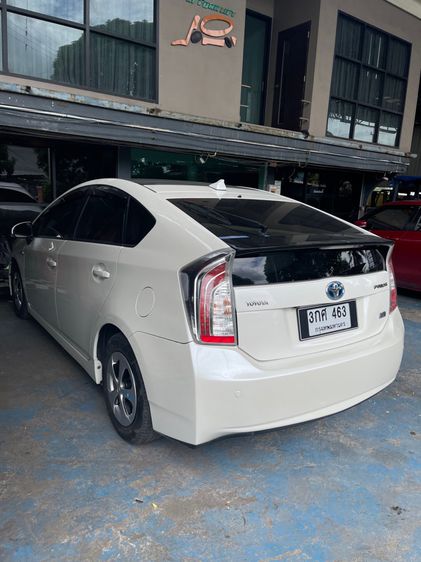 Toyota Prius 2012 1.8 Hybrid Top Option Grade Sedan เบนซิน ไม่ติดแก๊ส เกียร์อัตโนมัติ ขาว รูปที่ 4