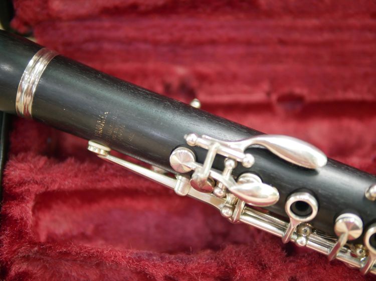 Bb Clarinet Yamaha รุ่น YCL 452 รูปที่ 9
