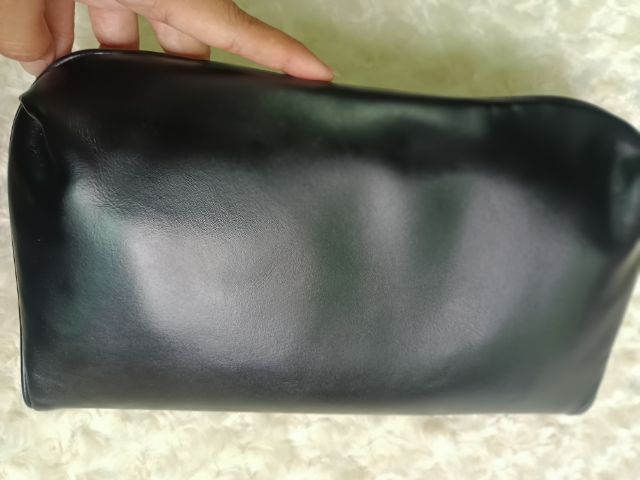 กระเป๋าถือหนังแท้สีดำ Christian dior รูปที่ 4