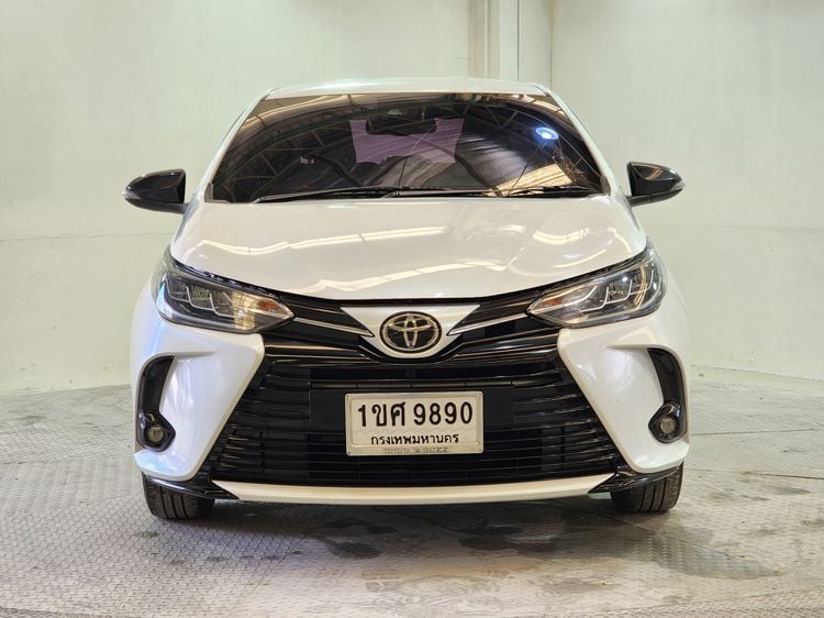 Toyota Yaris ATIV 2020 1.2 Sport Premium Sedan เบนซิน เกียร์อัตโนมัติ ขาว รูปที่ 2