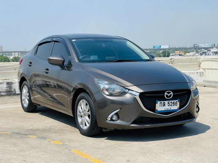 Mazda Mazda 2 2015 1.3 High Plus Sedan เบนซิน ไม่ติดแก๊ส เกียร์อัตโนมัติ น้ำตาล รูปที่ 3