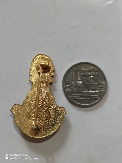 ล๊อคเก็ต​ภาพ​ถ่าย​หลวงพ่อ​โสธร เข็มกลัด​กะไหล่​ทอง​ รูปที่ 3