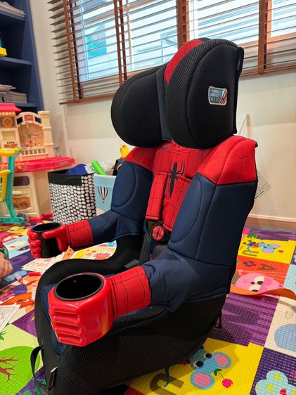 ￼คาร์ซีทเด็กโต ลายสไปเดอร์แมน KidsEmbrace Marvel Ultimate Spider-Man Combination Harness Booster Car Seat  นำเข้าจาก USA รูปที่ 3