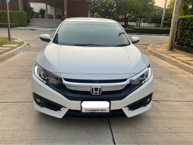 Honda Civic 2018 1.8 E i-VTEC Sedan เบนซิน ไม่ติดแก๊ส เกียร์อัตโนมัติ ขาว