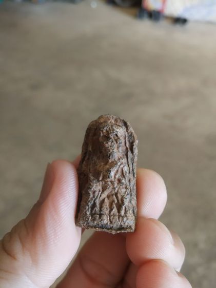 พระเนื้อผสมมวลสาร(พระหลวงปู่ทวดเก่าหลังเรียบ(ว่านผสมชานหมาก)(ไม่ทราบพระเกจิที่สร้าง)(ไม่ทราบรุ่นไม่ทราบอายุ))พระบ้านพระเครื่องรางของมงคล