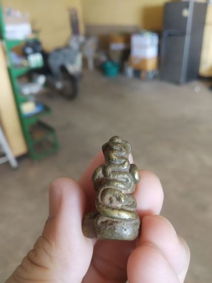 พระเนื้อทองเหลือง(พระรูปหล่อพระปิดตายันต์ยุ่ง(ทรงเรียว)(ไม่ทราบพระเกจิที่สร้าง))พระบ้านพระเครื่องรางของมงคล รูปที่ 6