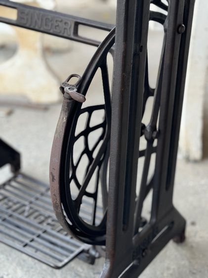 ขาจักร SINGER วงล้อใหญ่  รูปที่ 5