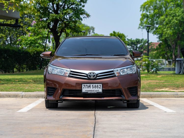 Toyota Altis 2014 1.8 E Sedan เบนซิน ไม่ติดแก๊ส เกียร์อัตโนมัติ ส้ม รูปที่ 2
