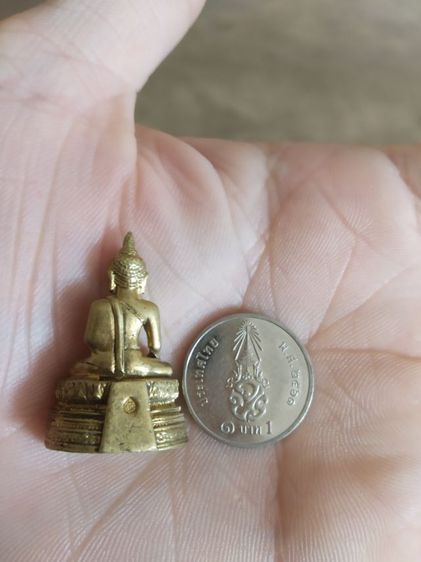 พระเนื้อกะไหล่ทอง(พระรูปหล่อเนื้อทองเหลืองพระกริ่งพิมพ์พระพุทธ(ฐานอุดกริ่งสั่นได้)(ไม่ทราบพระเกจิที่สร้าง))พระบ้านพระเครื่องรางของมงคล รูปที่ 9