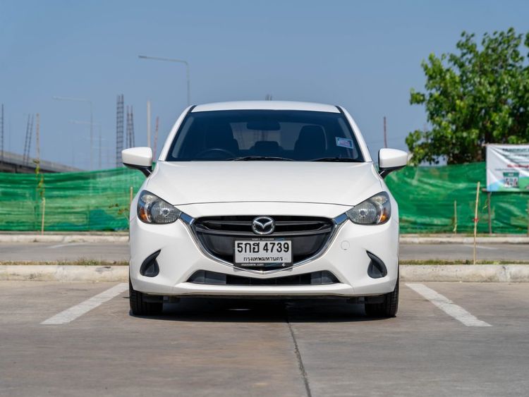 Mazda Mazda 2 2017 1.3 High Sedan เบนซิน ไม่ติดแก๊ส เกียร์อัตโนมัติ ขาว รูปที่ 2