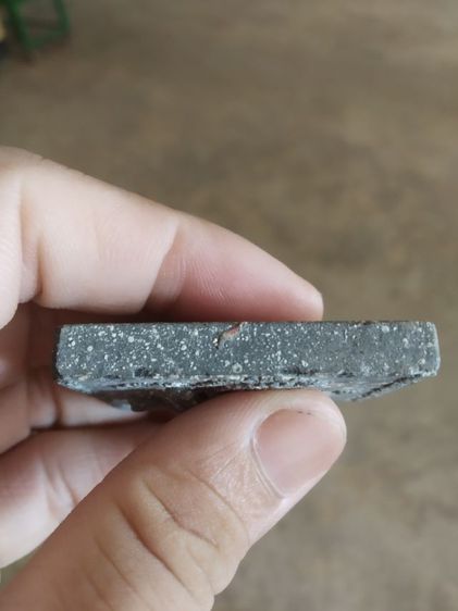 พระเนื้อผงมวลสารพิมพ์สี่เหลี่ยม(พระหลวงปู่ทวดนั่งบัวหลังพญาครุฑ(วัดพระโพธิ์สัตว์ธรรม)(วัด(กม26ใน))(จังหวัดยะลา))พระเครื่องรางของมงคลพระบ้าน รูปที่ 17