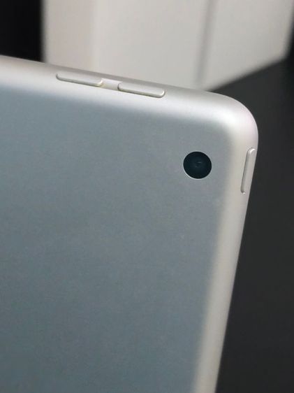 iPad Gen 7 32 GB WiFi สีเงิน อุปกรณ์ครบกล่องสภาพสวย รูปที่ 11