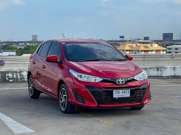 Toyota Yaris 2020 1.2 Entry Sedan เบนซิน ไม่ติดแก๊ส เกียร์อัตโนมัติ แดง รูปที่ 3