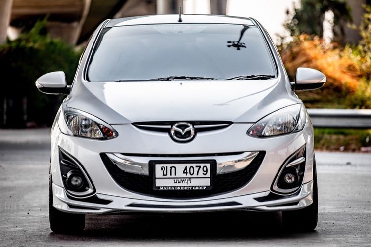 Mazda Mazda 2 2014 1.5 Spirit Sports Sedan เบนซิน ไม่ติดแก๊ส เกียร์อัตโนมัติ เทา รูปที่ 2