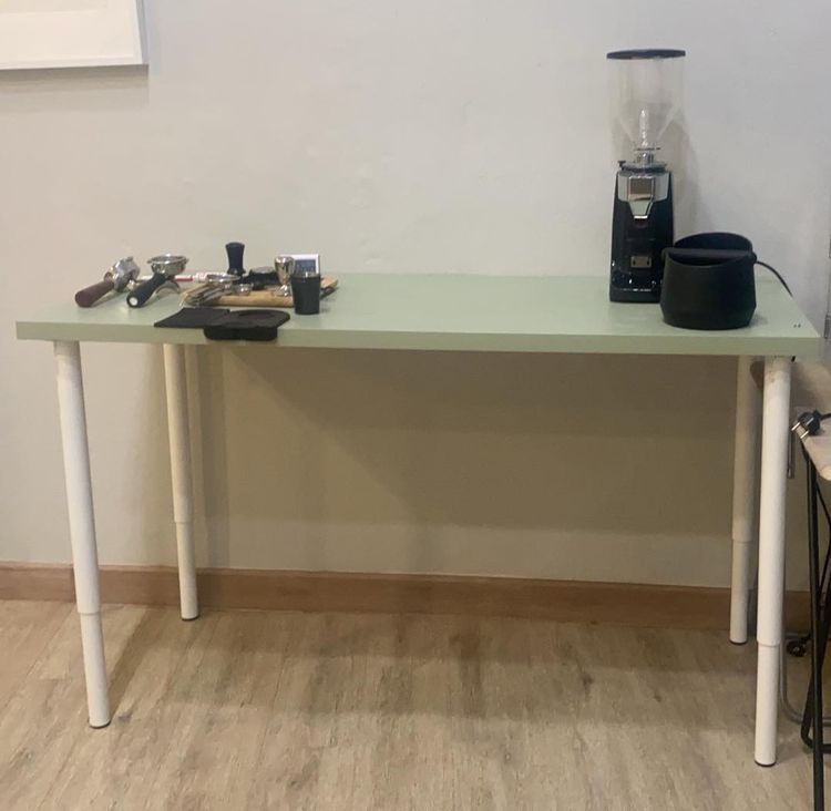 โต๊ะทำงาน ขาว,เขียว ขนาด 140x60 cm + ขาปรับระดับความสูงได้ รูปที่ 2