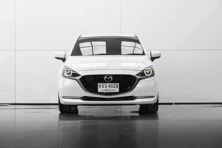 Mazda Mazda 2 2022 1.3 Sports Sedan เบนซิน ไม่ติดแก๊ส เกียร์อัตโนมัติ ขาว รูปที่ 4