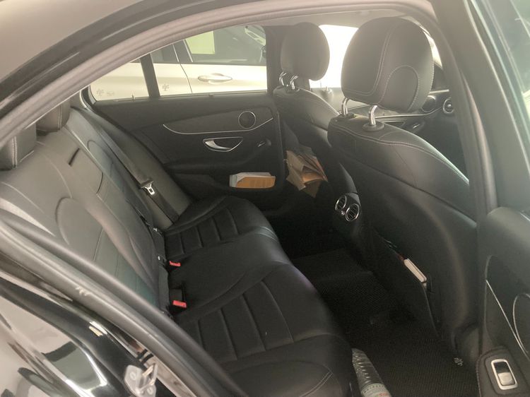 Mercedes-Benz C-Class 2018 C350 Sedan ปลั๊กอินไฮบริด (PHEV) ไม่ติดแก๊ส เกียร์อัตโนมัติ ดำ รูปที่ 2