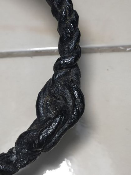 พิรอดแขน ลพ. ม่วง วัดบ้านทวน จ.กาญจนบุรี

 รูปที่ 13