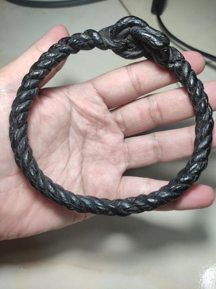 พิรอดแขน ลพ. ม่วง วัดบ้านทวน จ.กาญจนบุรี

 รูปที่ 3