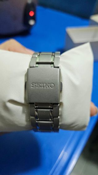 ขายนาฬิกา Seiko Special Edition สภาพเดิมสวยเดิมมีรอยขนแมวบางๆครับ แต่ไม่มีกล่องให้นะครับ(ขอเน้นส่งไปรษณีย์นะครับ) รูปที่ 2
